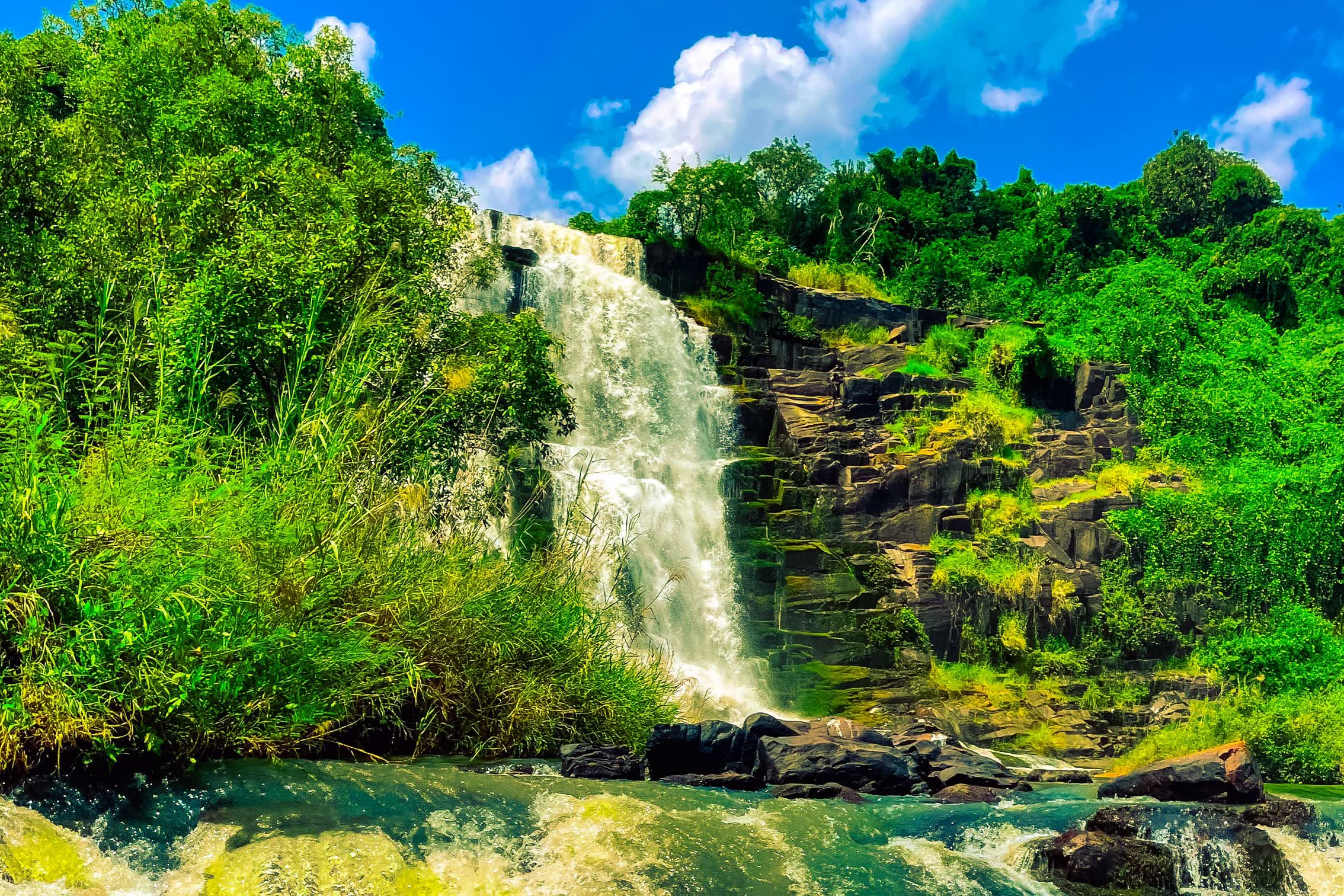 Aruu Falls Cycling Tour from Gulu-Let's Bike