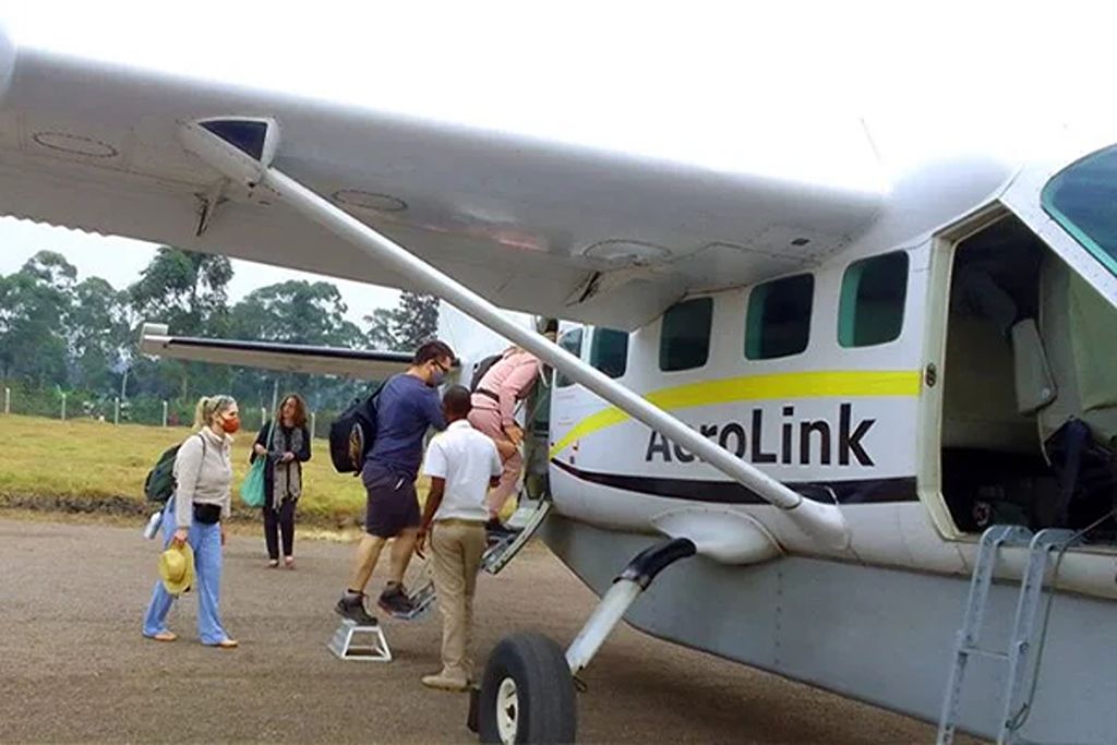 3-days-fly-in-Uganda-safari-1_11zon