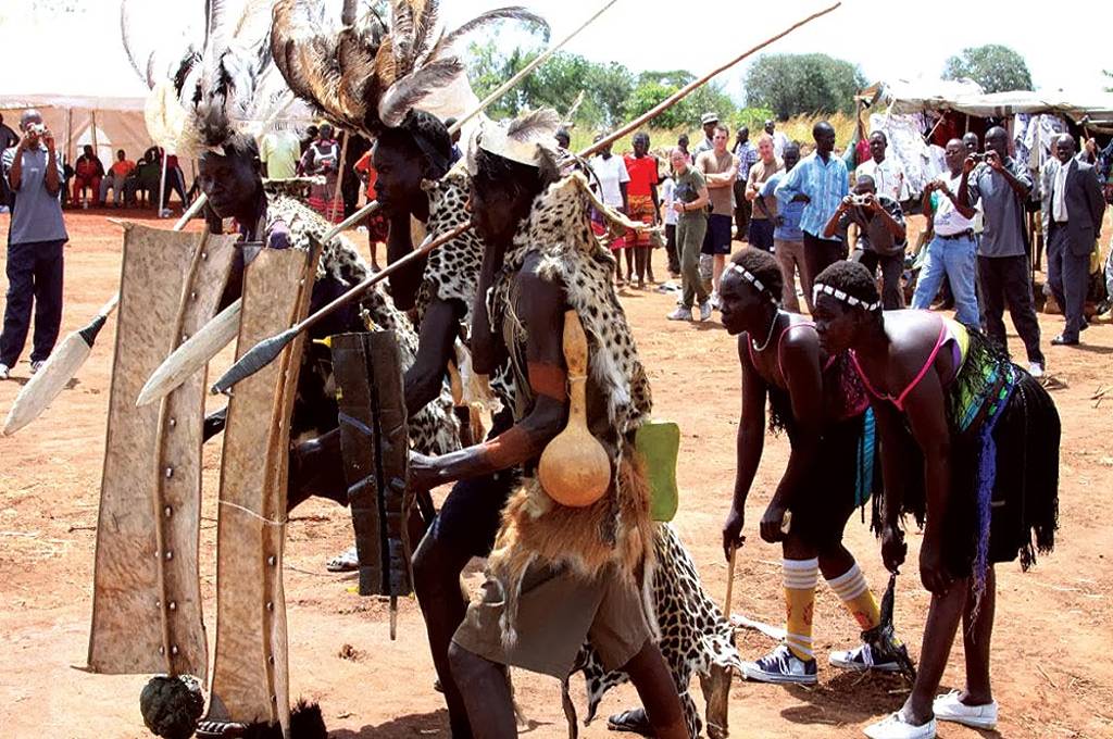 Otole Dance-Grime Safaris Otole Dance-Grime Safaris